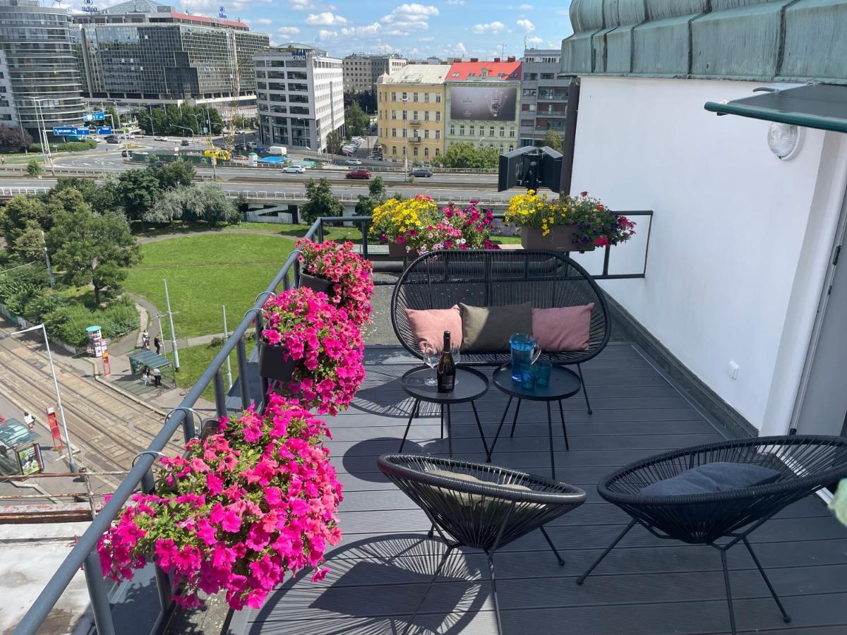 Rooftop Planet Prague Hotel Εξωτερικό φωτογραφία